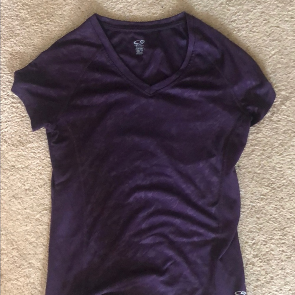 XS purple workout T-shirt